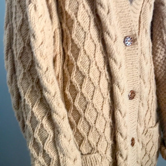 Vintage cable gauge hand made cardigan - Picture 2 of 10